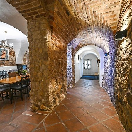Boutique Apartman Mikulov Exteriör bild