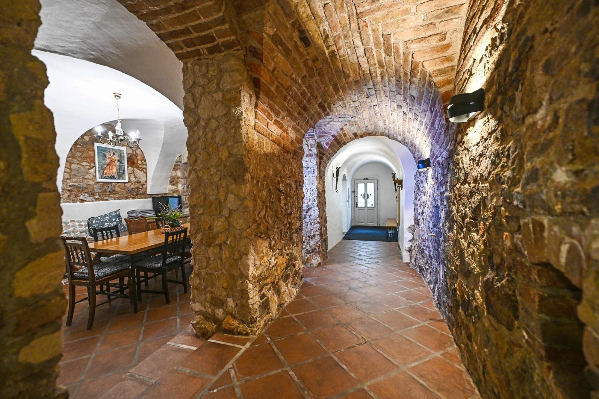Boutique Apartman Mikulov Exteriör bild