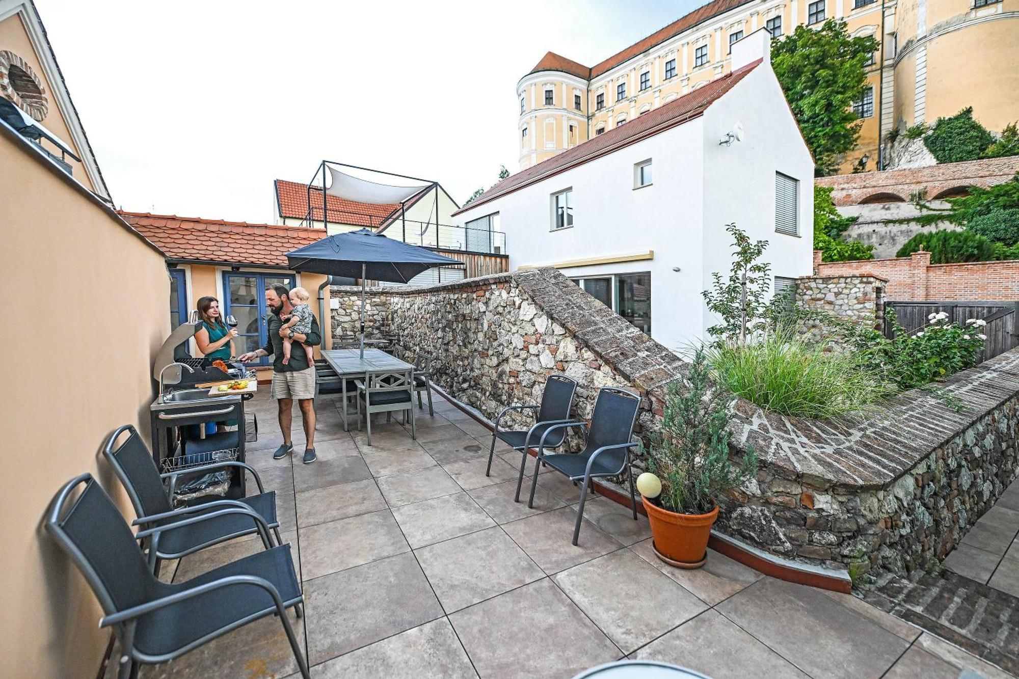 Boutique Apartman Mikulov Exteriör bild
